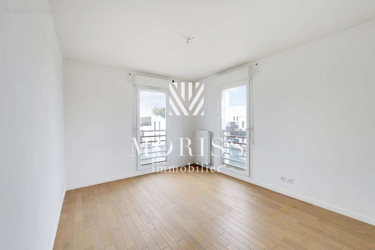 Appartement à GENNEVILLIERS