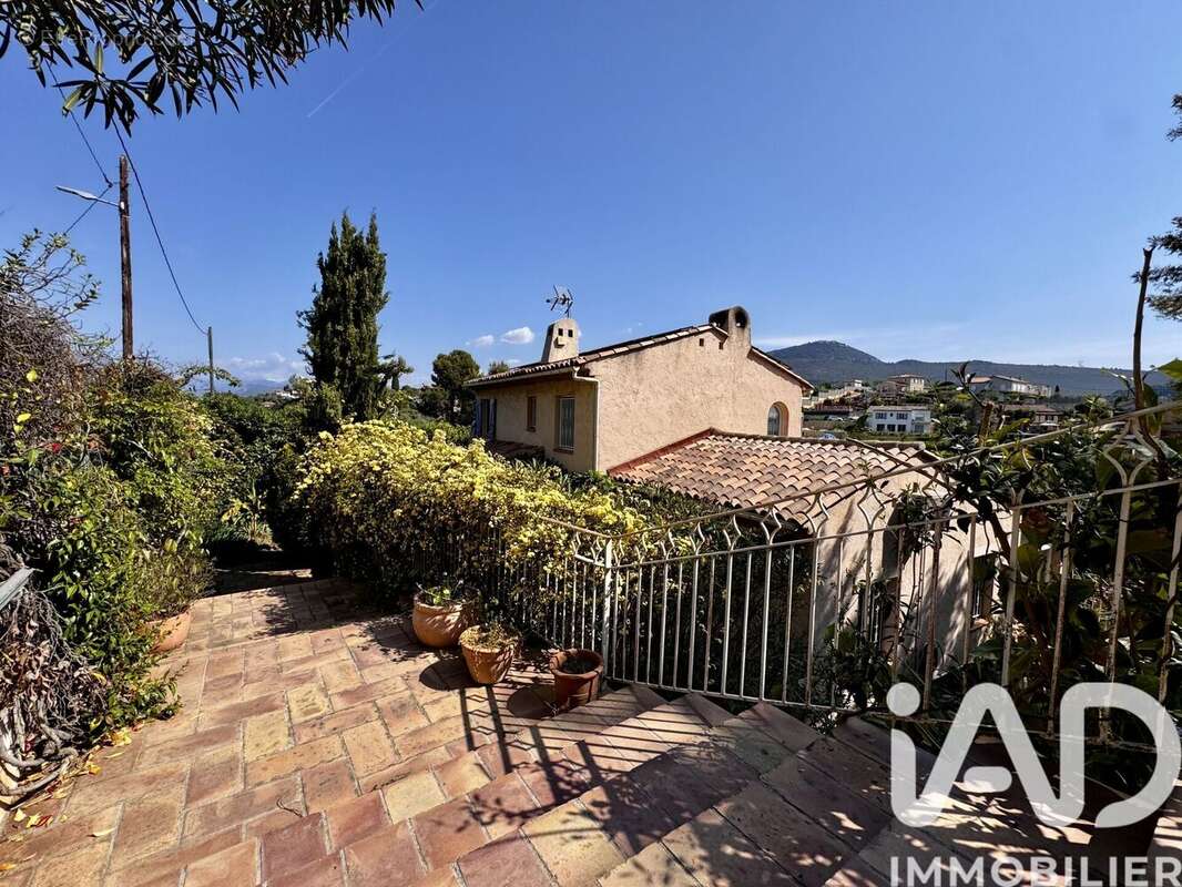 Photo 2 - Maison à COLOMARS