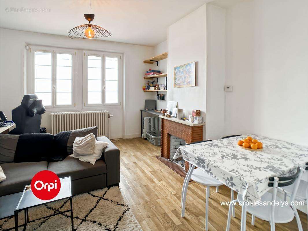 Appartement à LES ANDELYS