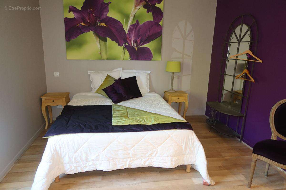 Maison à ECOLE-VALENTIN