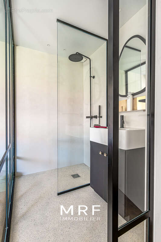 Appartement à MARSEILLE-7E