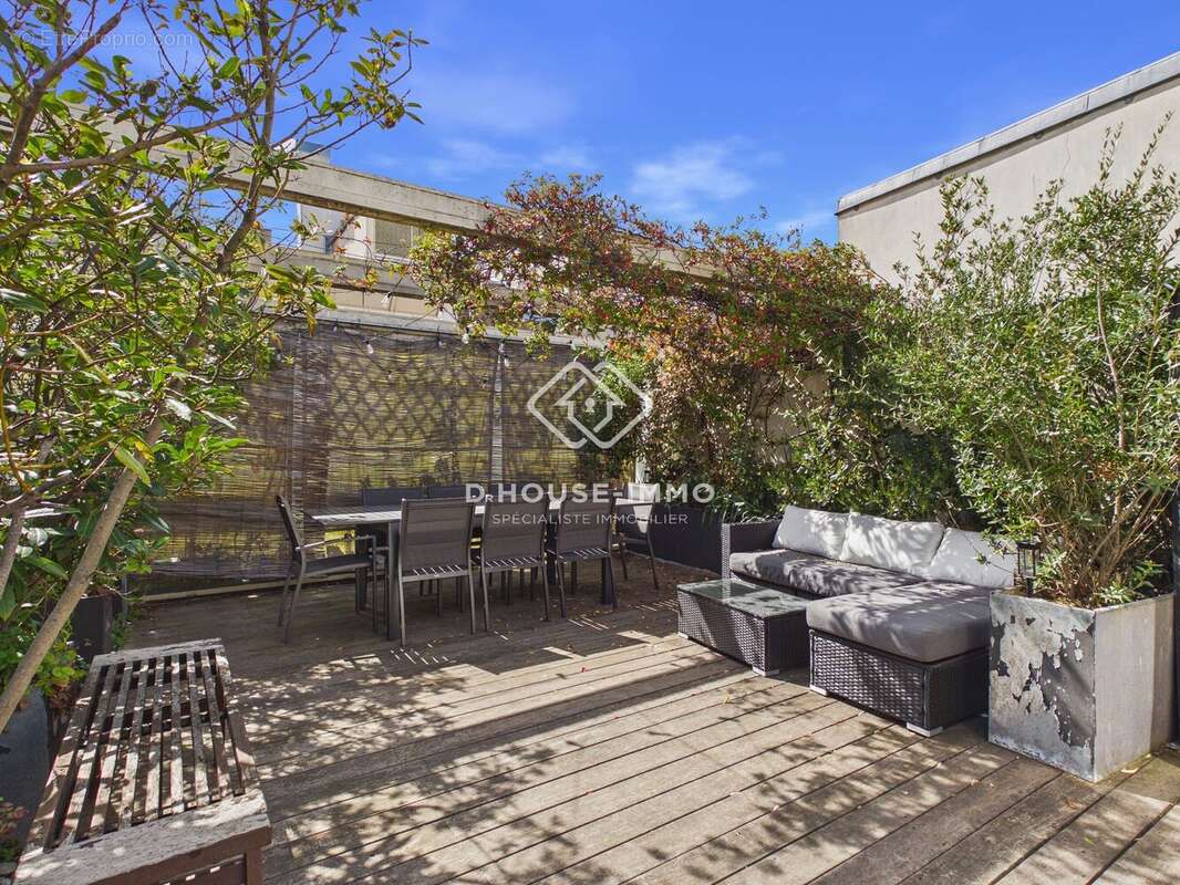 Appartement à PARIS-11E