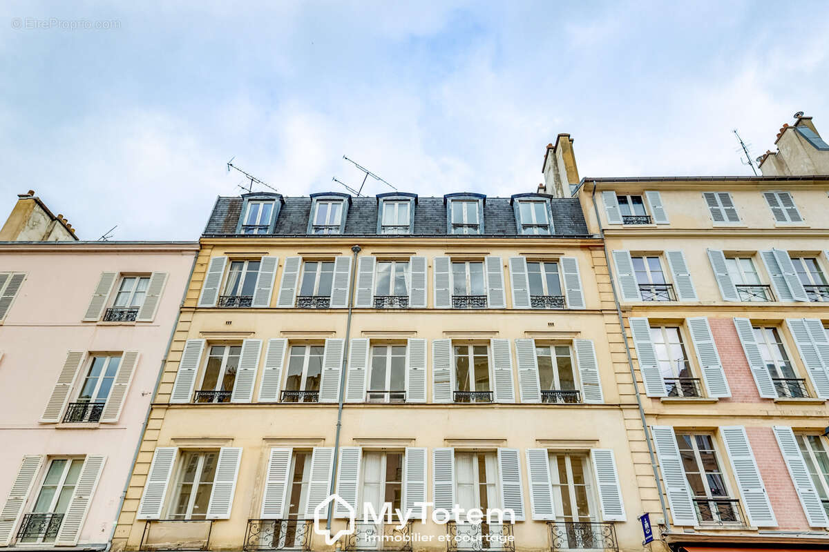 Appartement à VERSAILLES