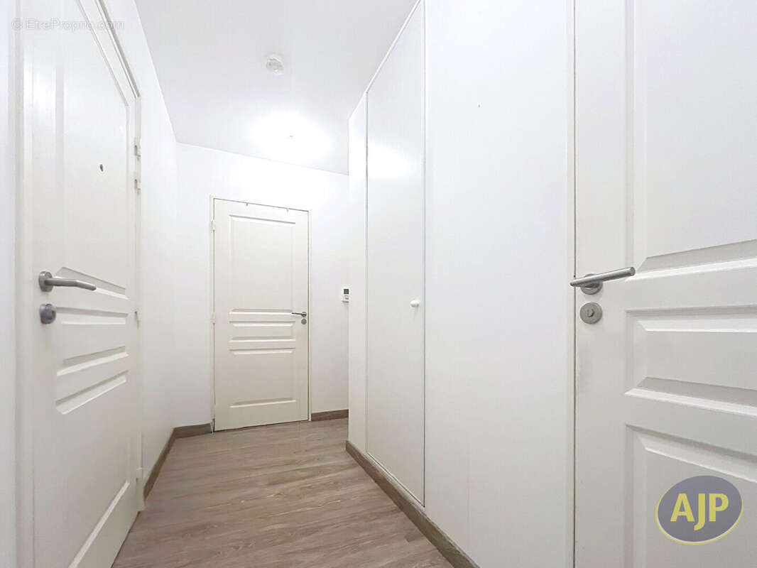 Appartement à VEZIN-LE-COQUET