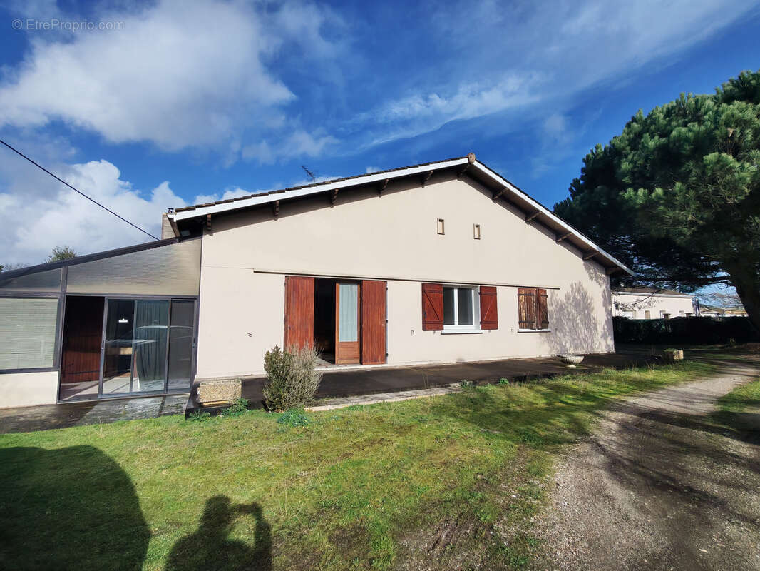 Maison à SAINT-GERVAIS