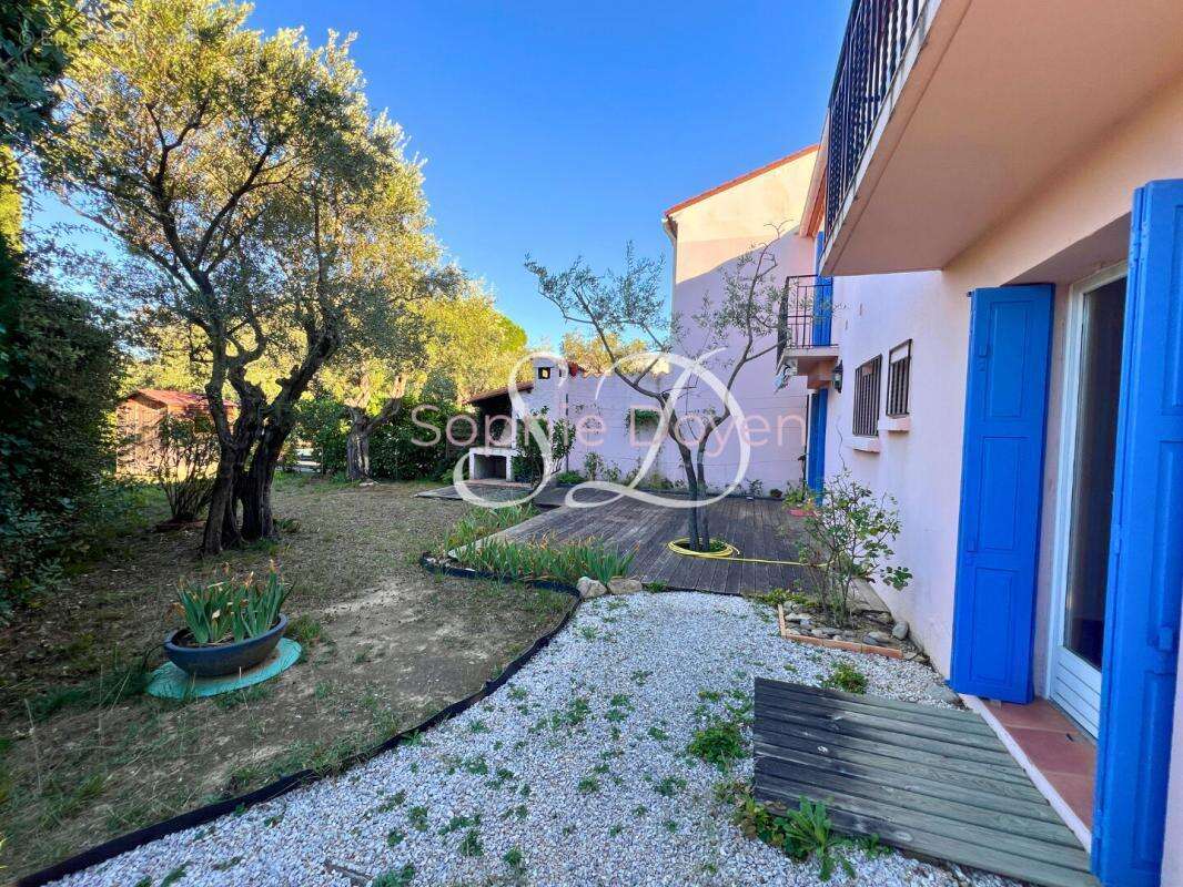 Maison à LAROQUE-DES-ALBERES