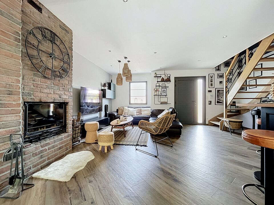 Maison de 180 m² au sol. - photo 6