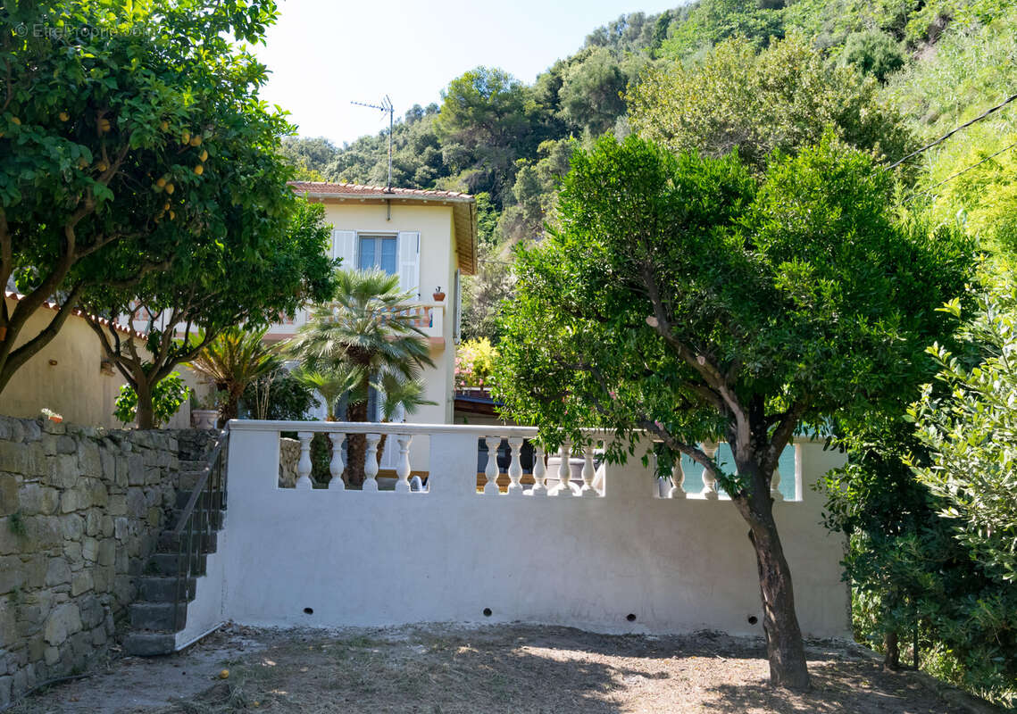 Maison à MENTON