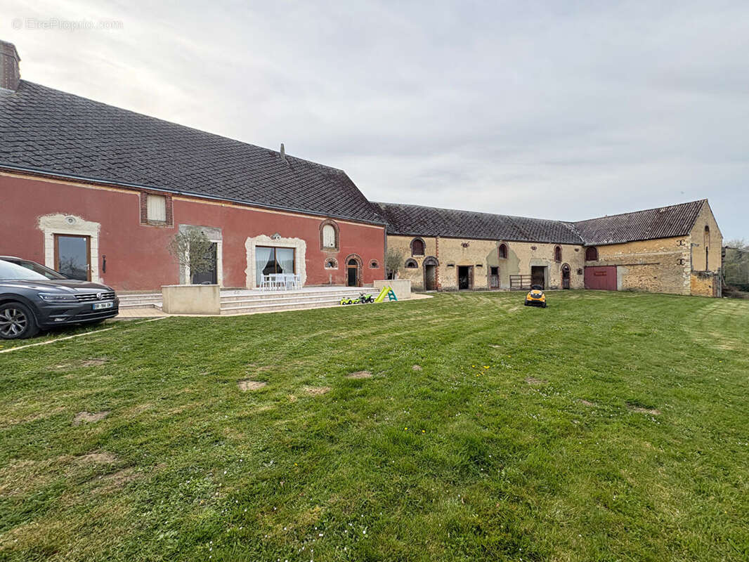 Maison à LA FERTE-BERNARD