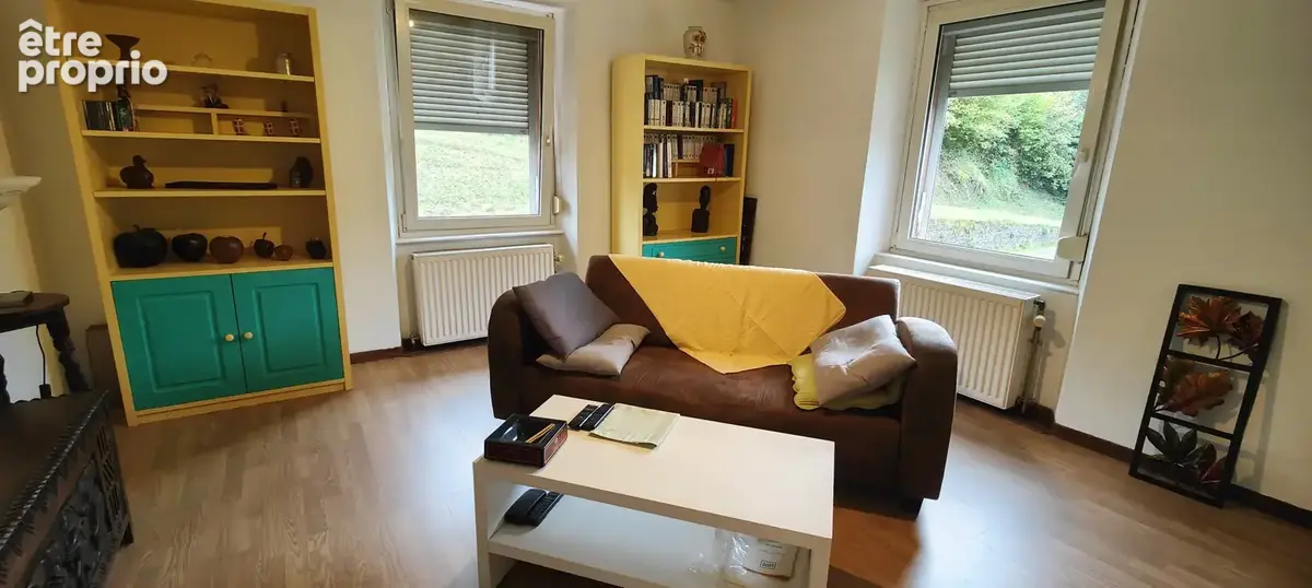 A La Claquette, appartement F2 en duplex, 68.40 m2, jardin privatif de 98 m2, deux grandes caves. - photo 6