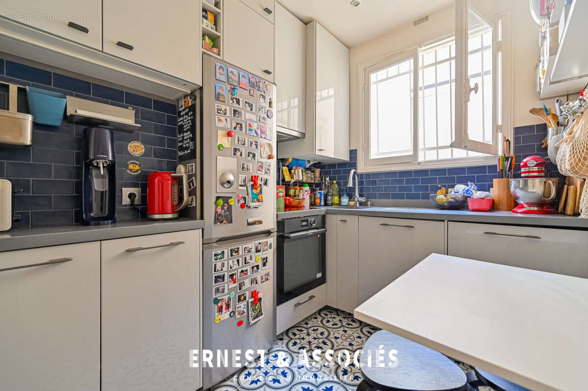 Appartement à PARIS-10E