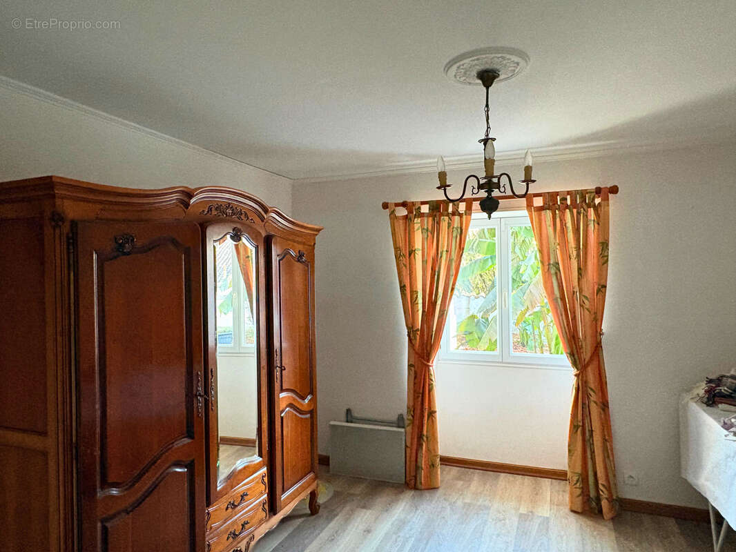 Maison à JAVREZAC