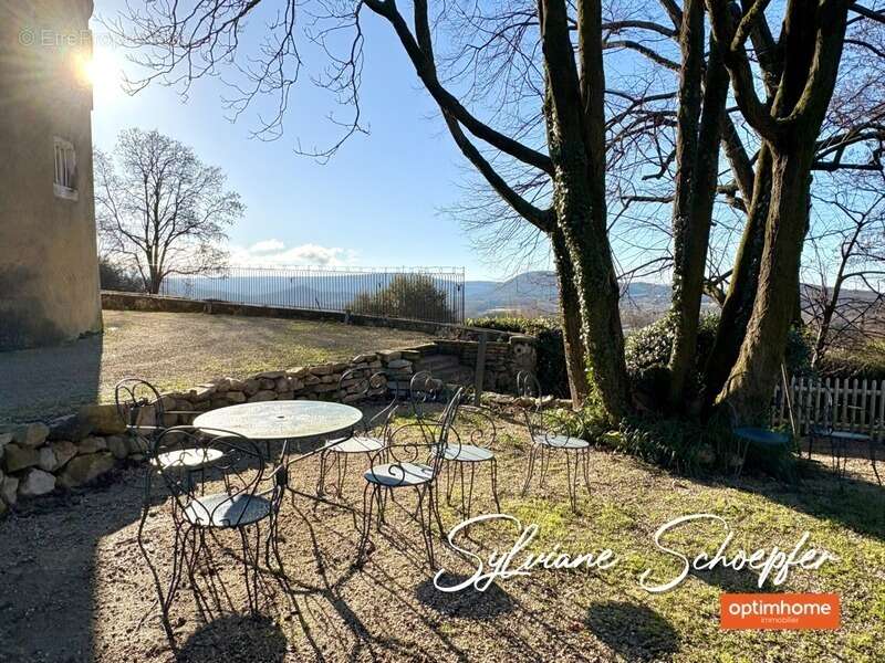 Appartement à MONTBOUCHER-SUR-JABRON