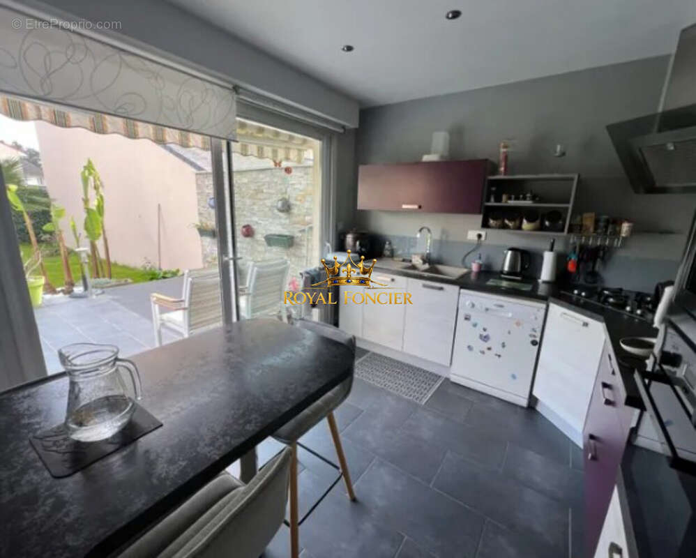 Maison 97 m² à Chatellerault  - photo 8