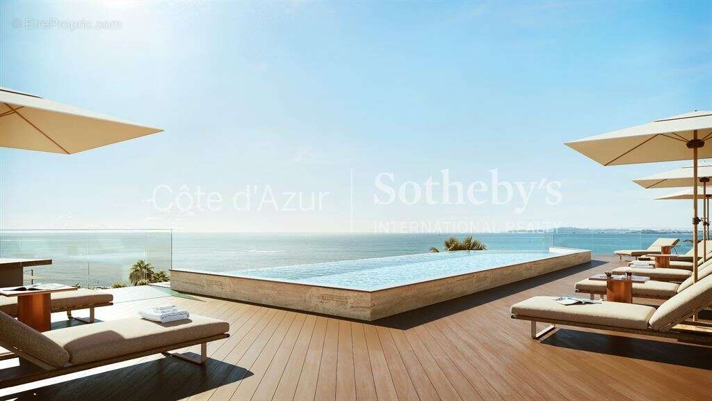 Appartement à VILLENEUVE-LOUBET