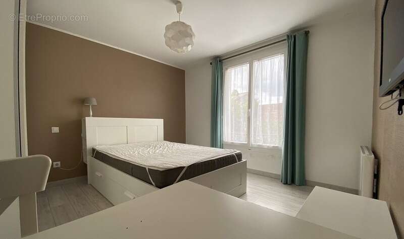 Maison à RUELLE-SUR-TOUVRE