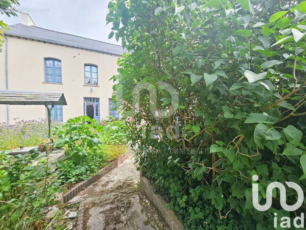 Photo 4 - Maison à SAINT-MEEN-LE-GRAND