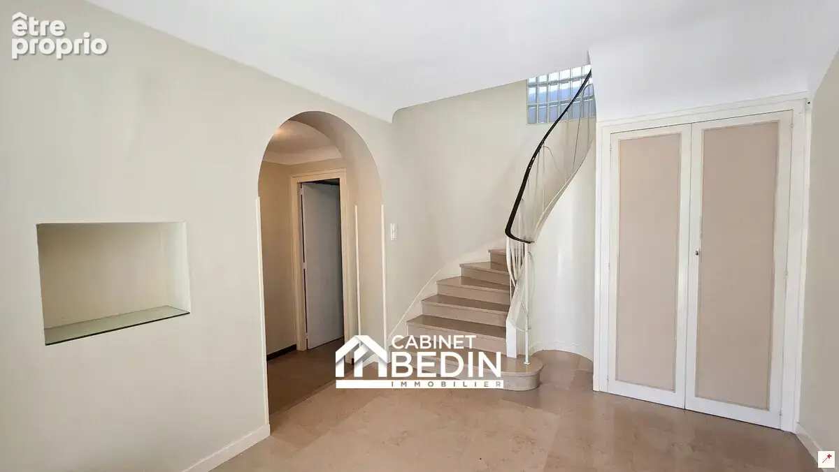Maison 6 pièces 173 m² à vendre à Merignac (33700) - photo 3