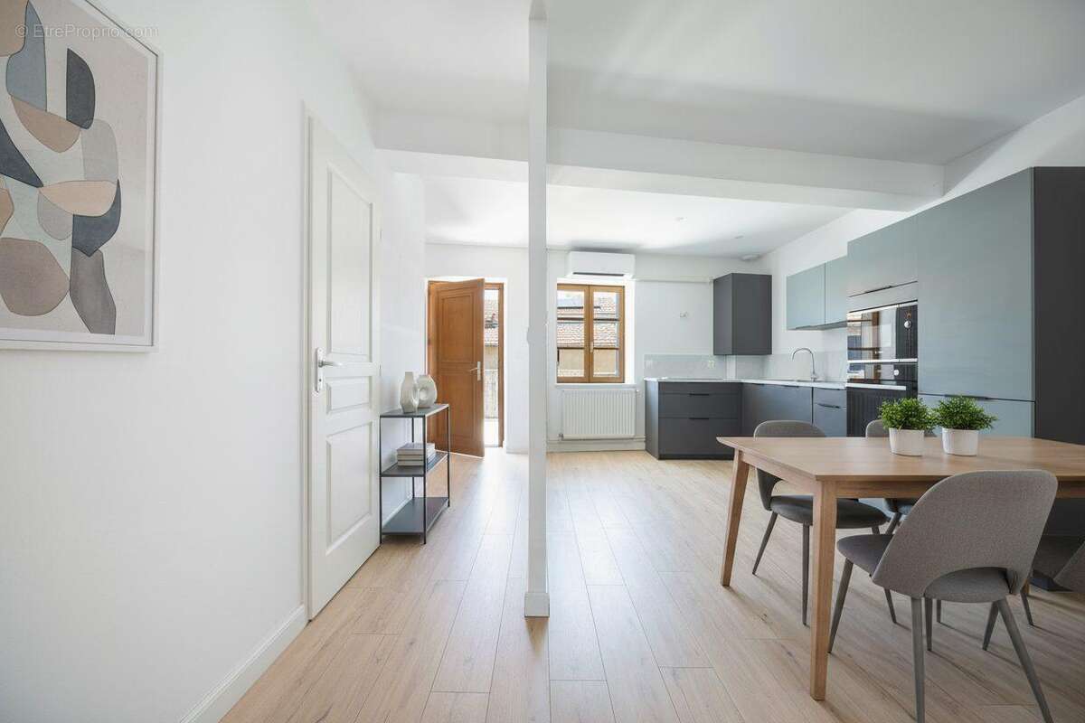 Appartement à BRIGNAIS