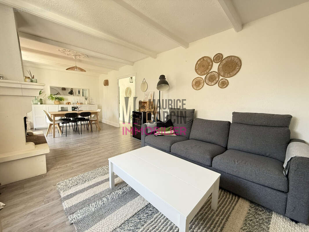 Maison à MORIERES-LES-AVIGNON