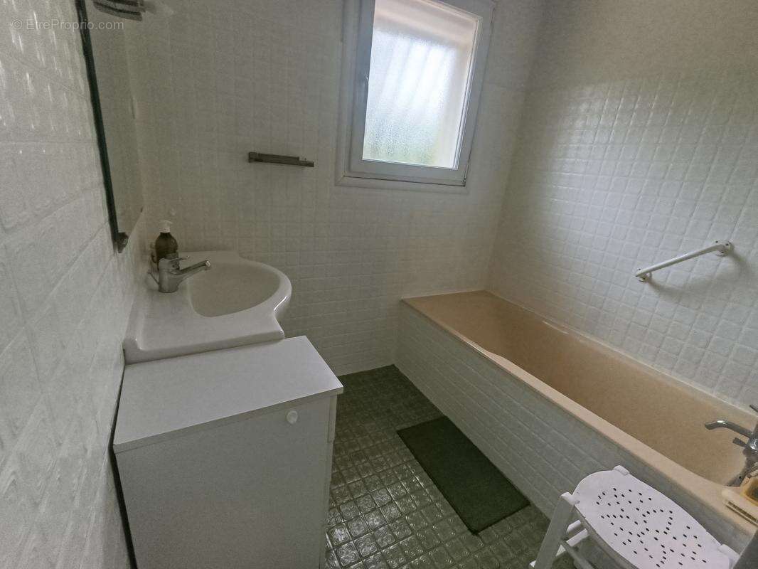 Appartement à LOUE