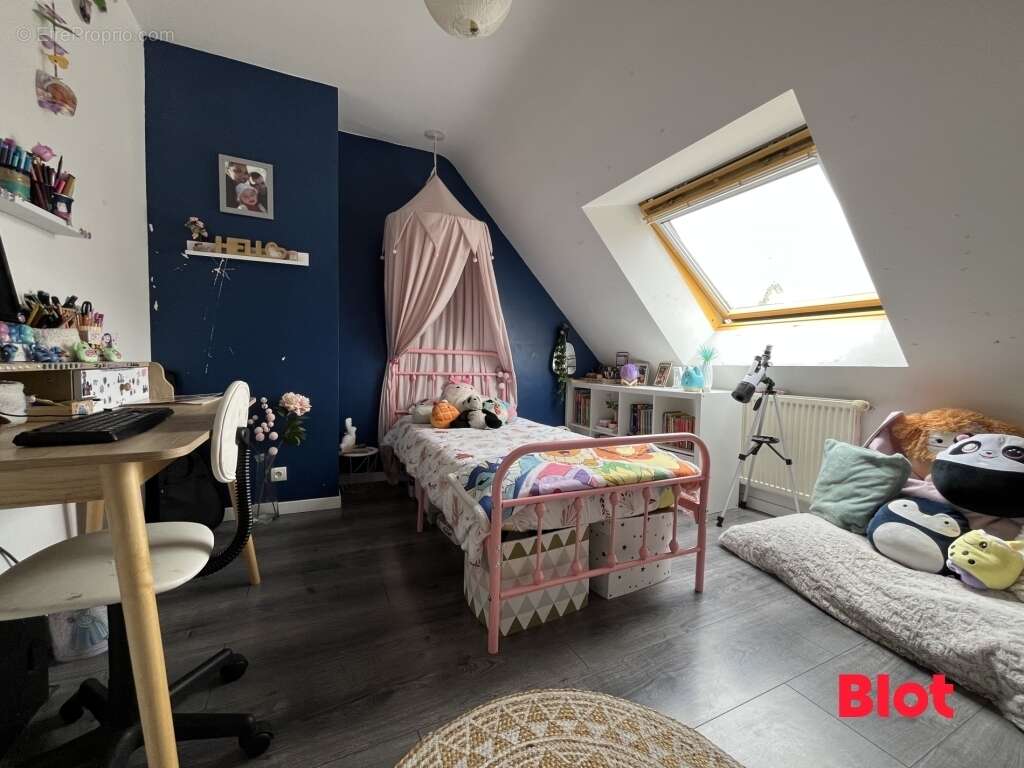 Maison 93 m² à Bain-De-Bretagne  - photo 9