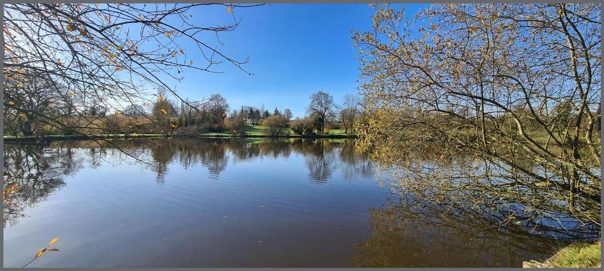 Terrain à BRESSUIRE