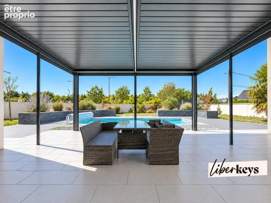 OLIVET Centre (45160) – Maison 250 m², 5 chambres, piscine chauffée et grand garage - photo 19