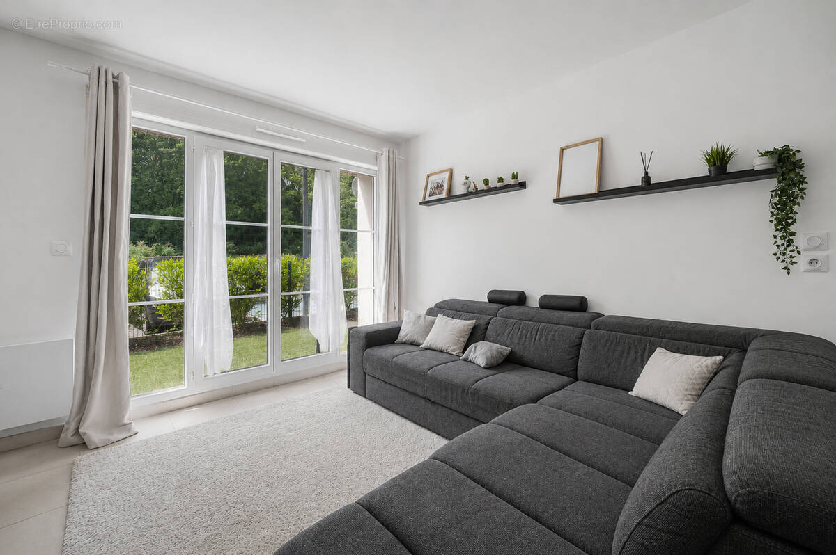 Appartement à BUSSY-SAINT-GEORGES