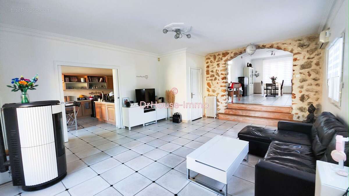 Maison à VILLEMOISSON-SUR-ORGE