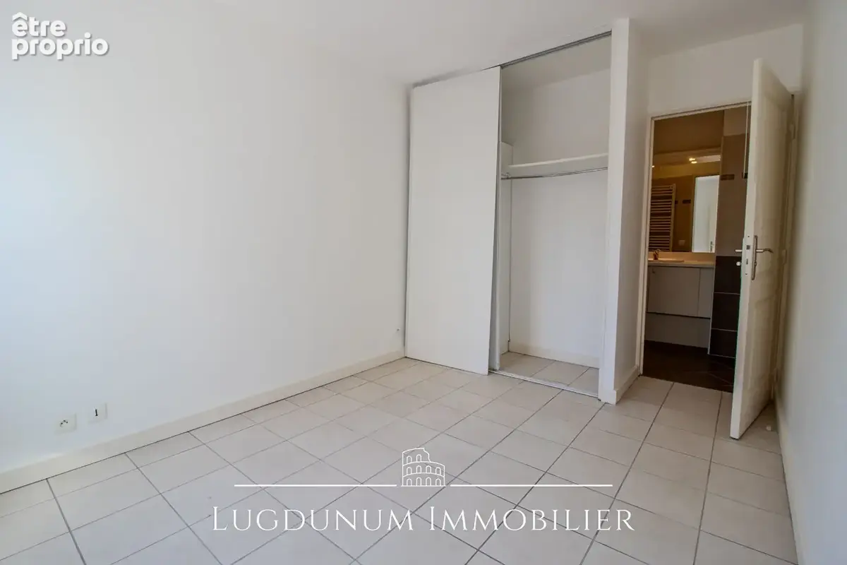 Appartement 2 pièce(s) de 46,5 m2 idéalement situé - photo 6
