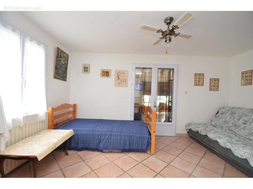 Maison à MENESPLET