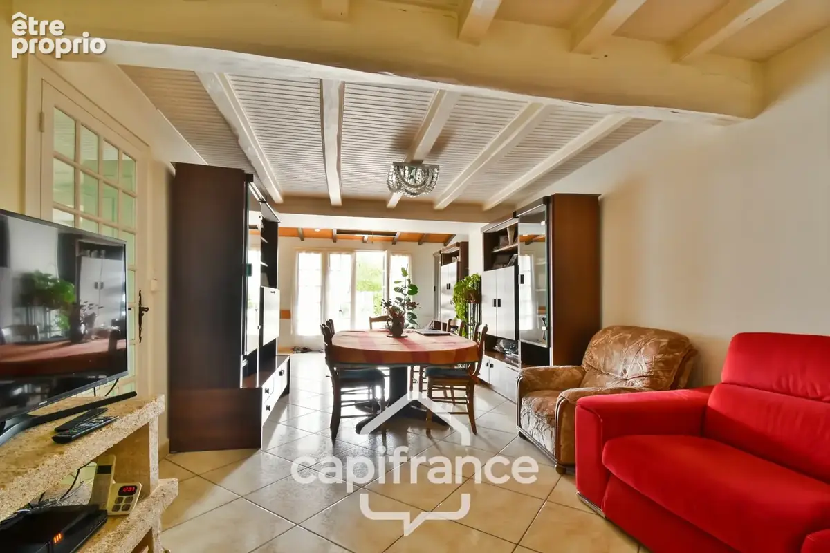 Maison à vendre 4 pièces MAZERAY (17) sur 900m² de jardin clos et 3 garages - photo 13