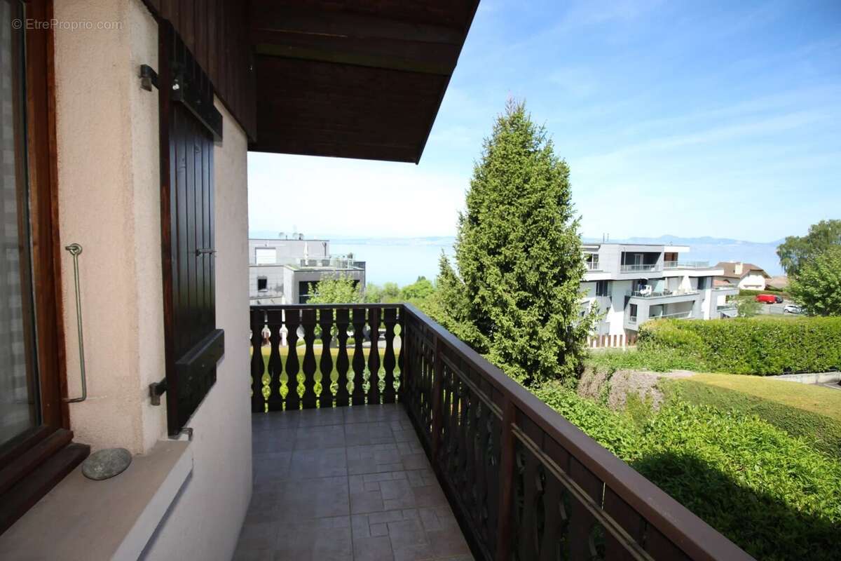 Appartement à NEUVECELLE