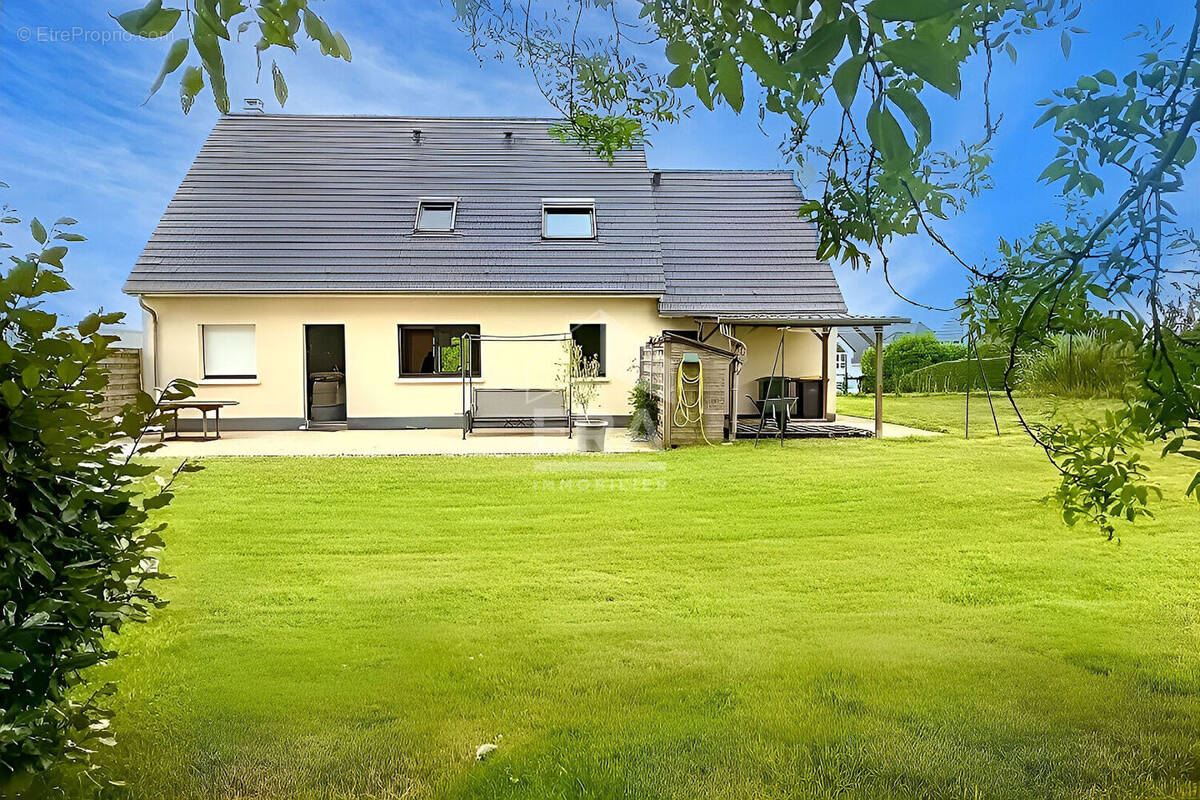 Maison à BREXENT-ENOCQ