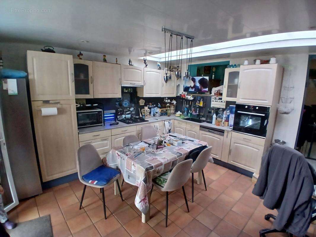 Maison mitoyenne 102 m2, 3 chambres, jardin et garage - photo 3