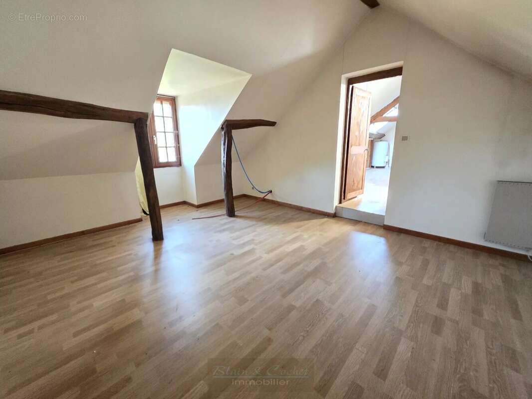 Maison à CORQUILLEROY