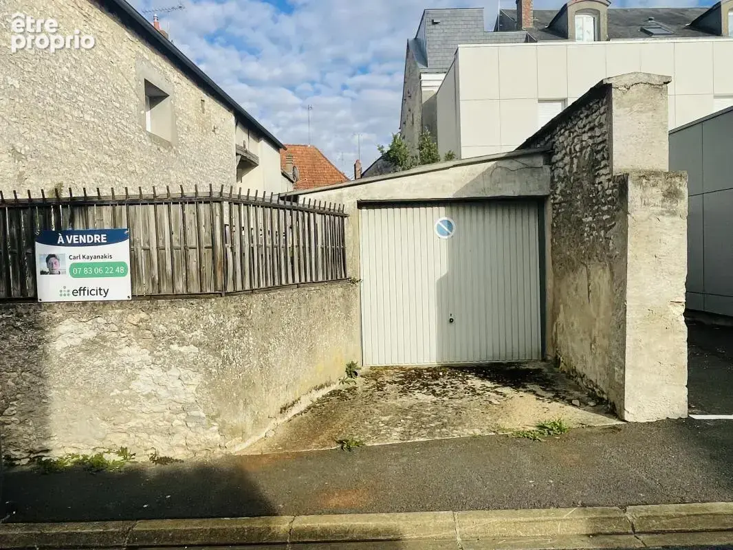 Parking à ANGERVILLE