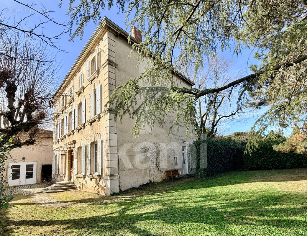 Maison à ANNEYRON