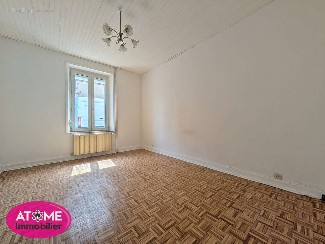 Maison - 135m2 Auboué (54580) - photo 4