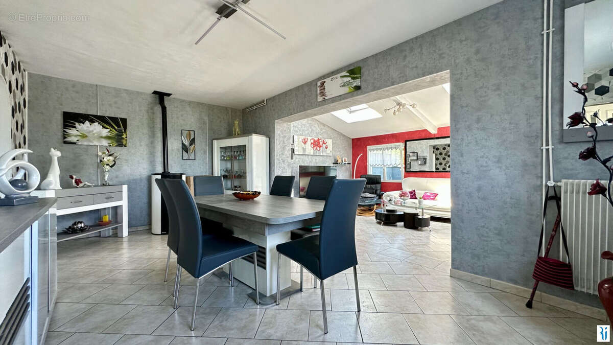 Maison à GRAND-COURONNE