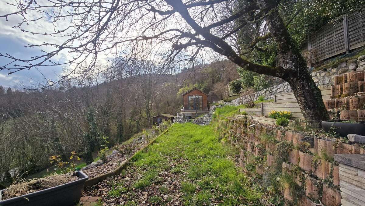 Maison à MONNETIER-MORNEX