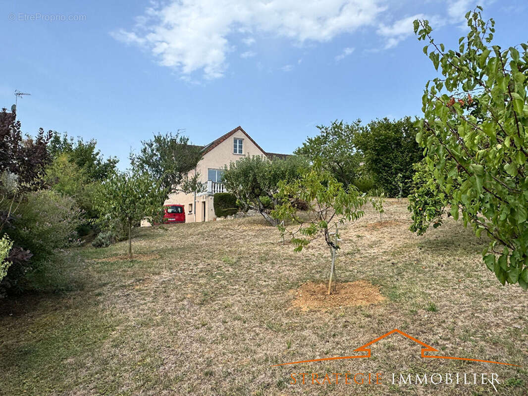 Maison à SAINT-MARTIN-SOUS-MONTAIGU