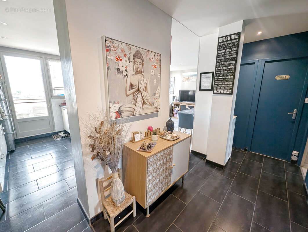 Appartement à FONTAINE