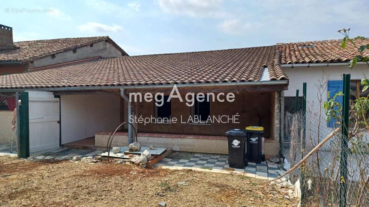 Ensemble immobilier 162 M² Beaumont de Lomagne - photo 8