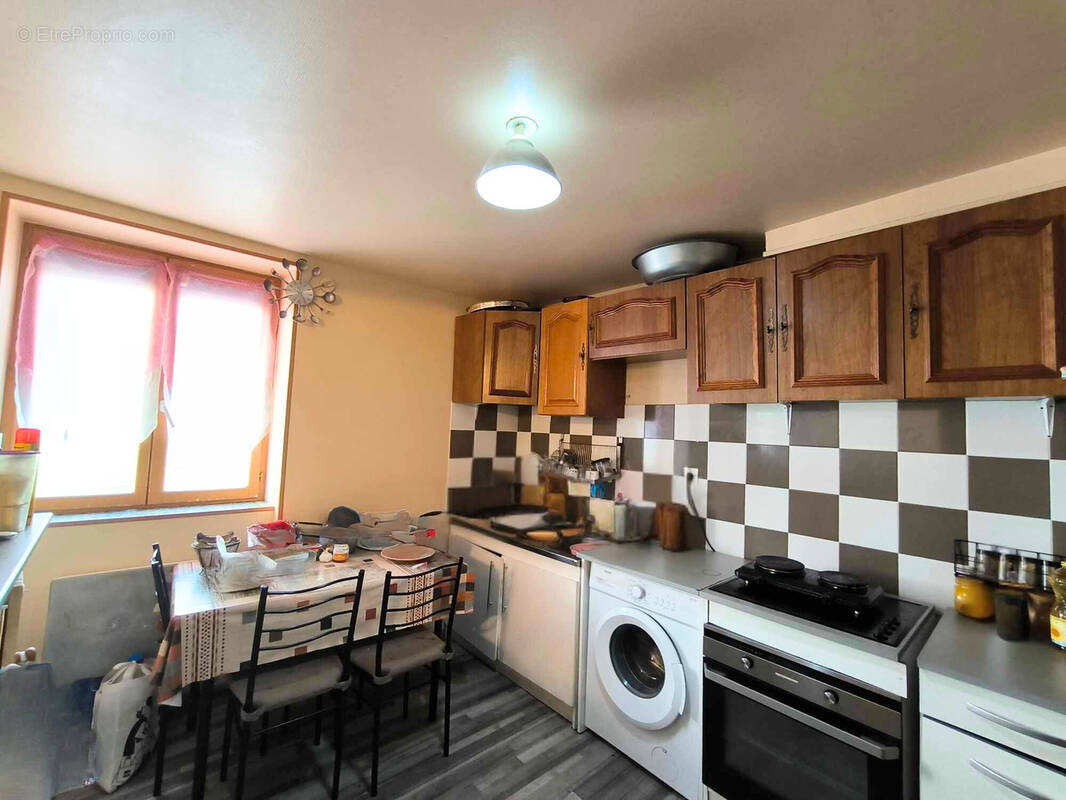 Appartement à SAINT-ETIENNE