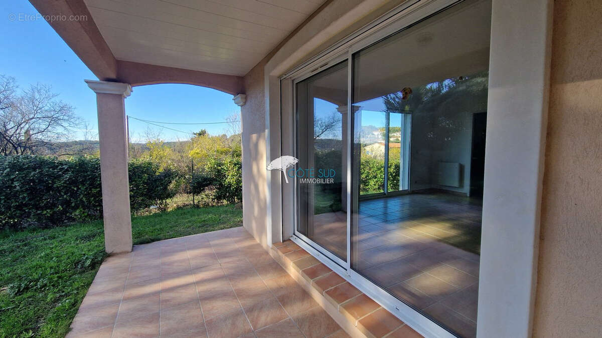 Maison à LORGUES