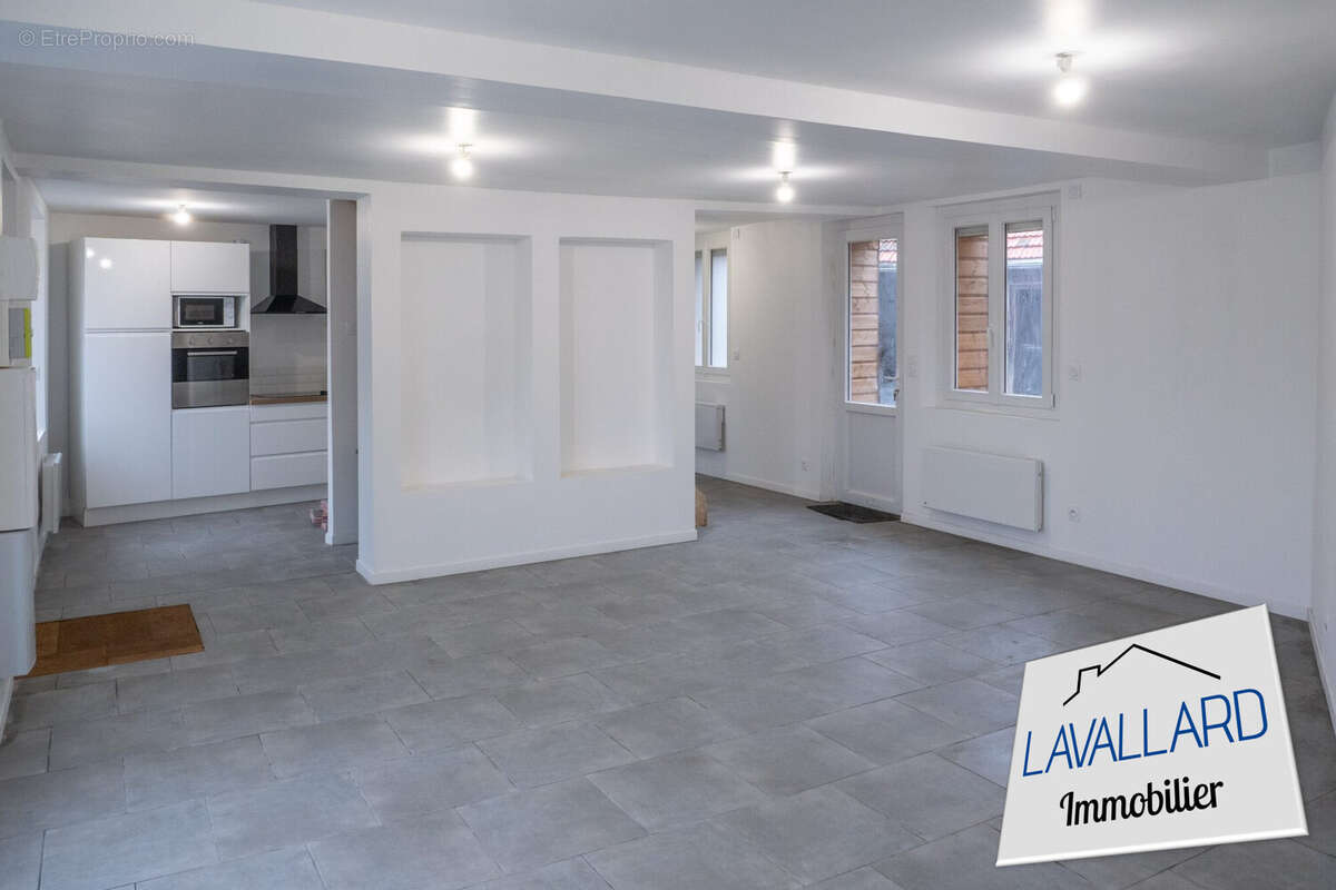 Maison à BAYONVILLERS