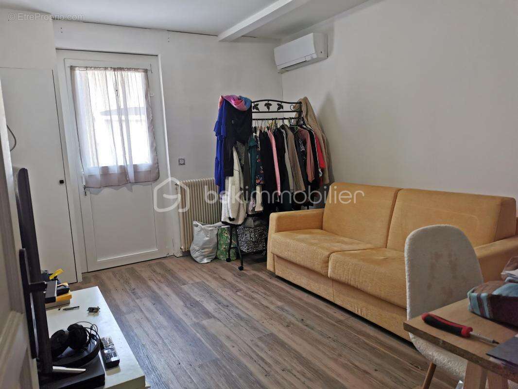 Maison à SAINT-ESTEVE