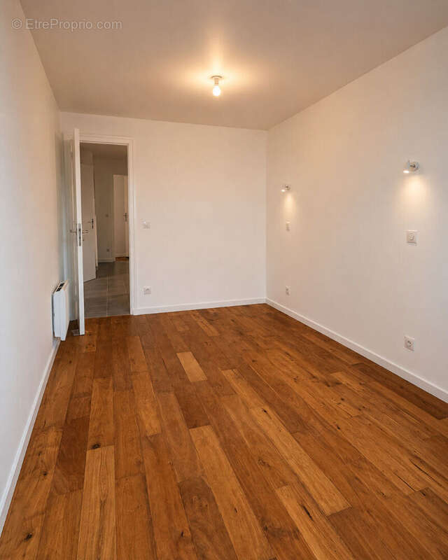 Appartement à ORRY-LA-VILLE